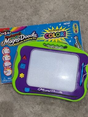 Magna Doodle Magnetic Drawing Toy - Purple & Green